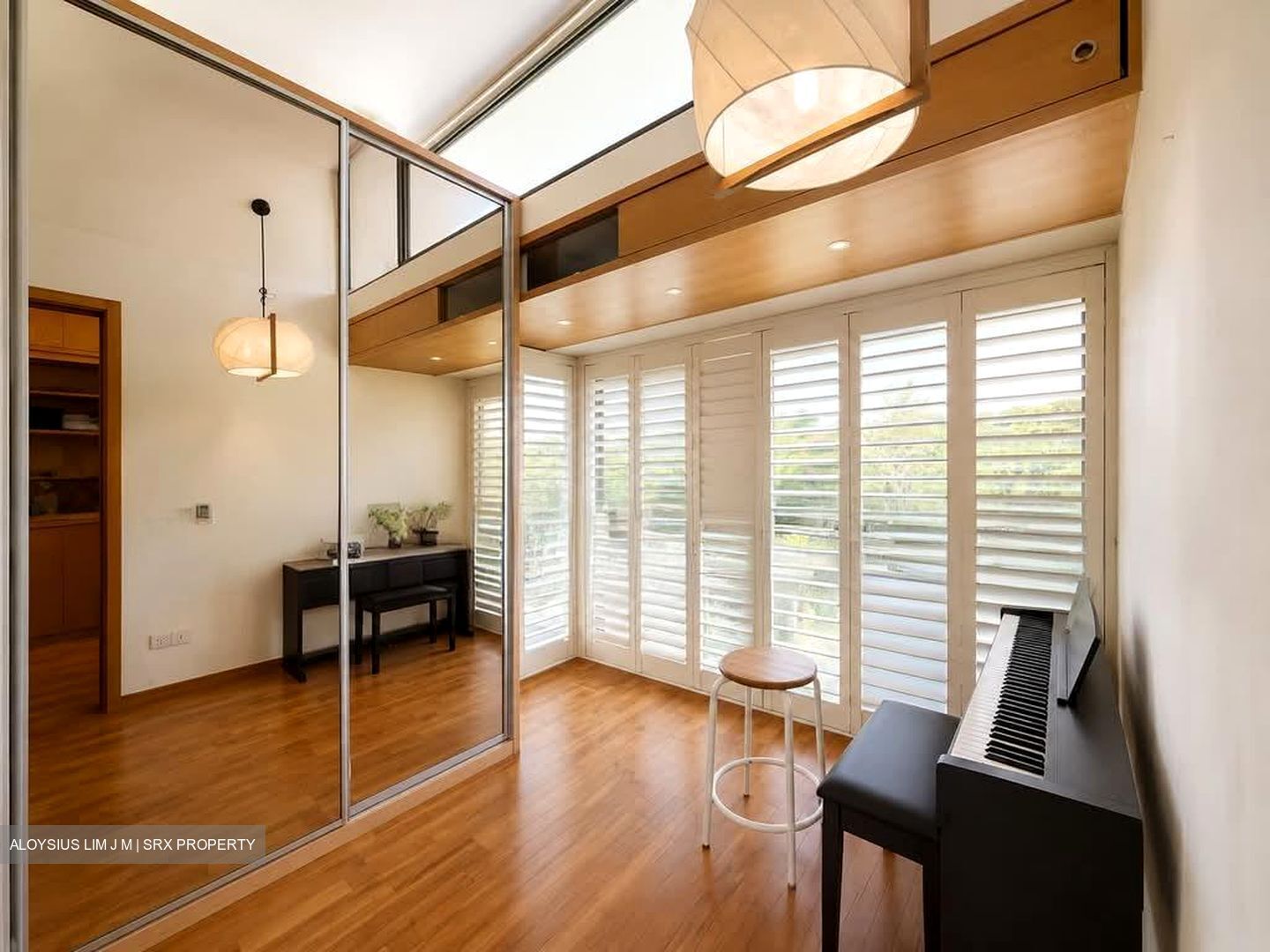 Hillcrest Villa (D11), Terrace #605525361